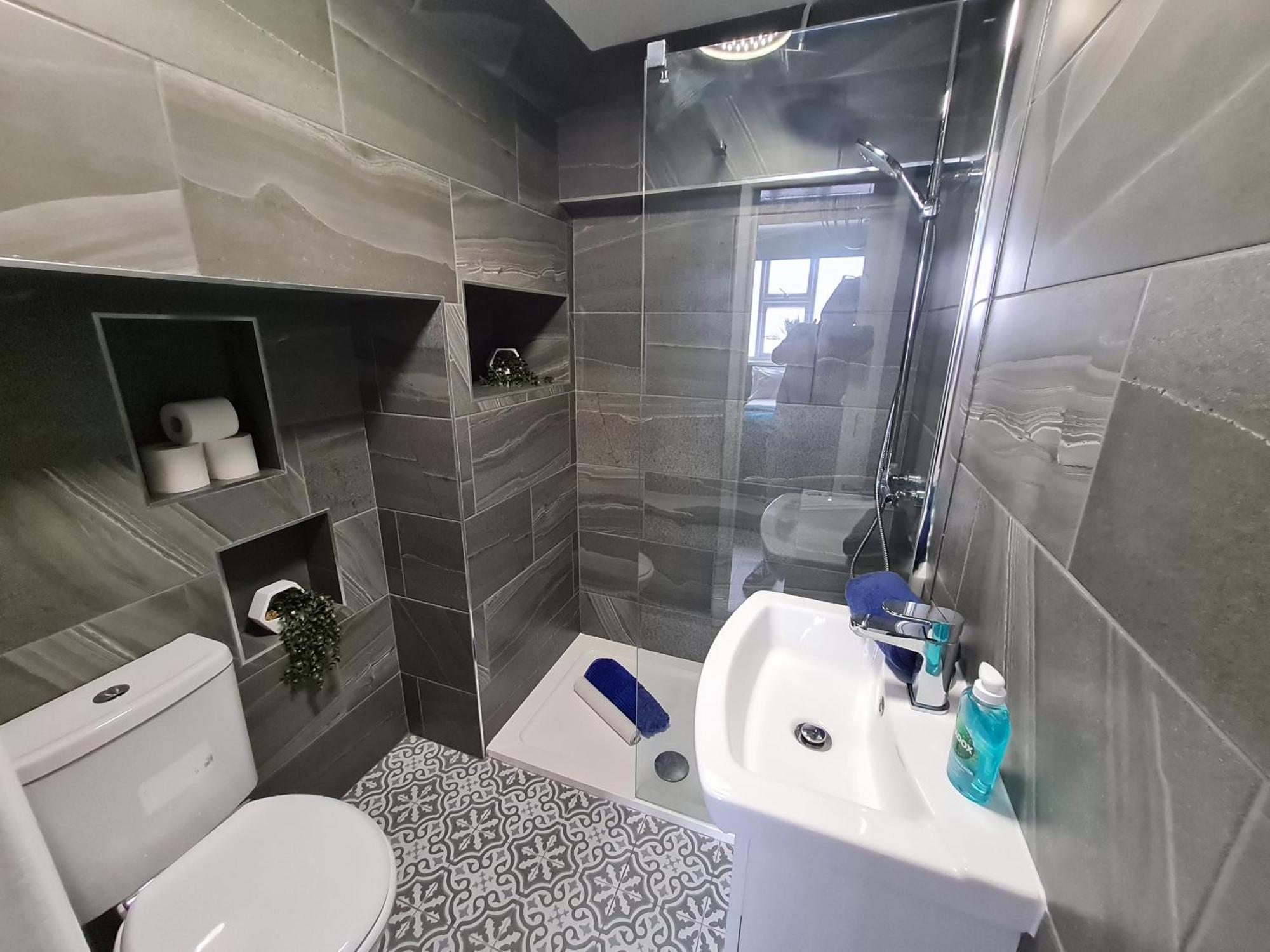 Lemur Lodge - Boutique Apartments - Short Stroll To The Beach Μπόρνμουθ Εξωτερικό φωτογραφία