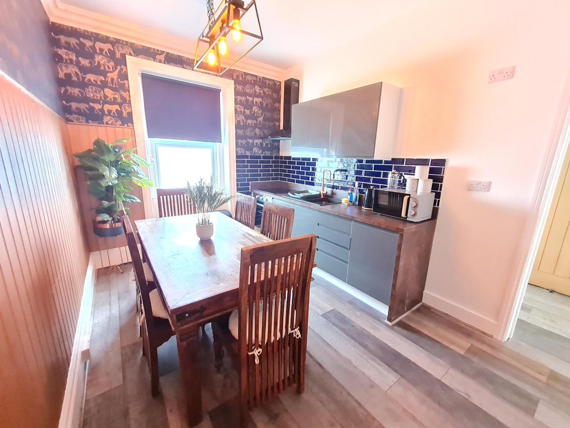 Lemur Lodge - Boutique Apartments - Short Stroll To The Beach Μπόρνμουθ Εξωτερικό φωτογραφία