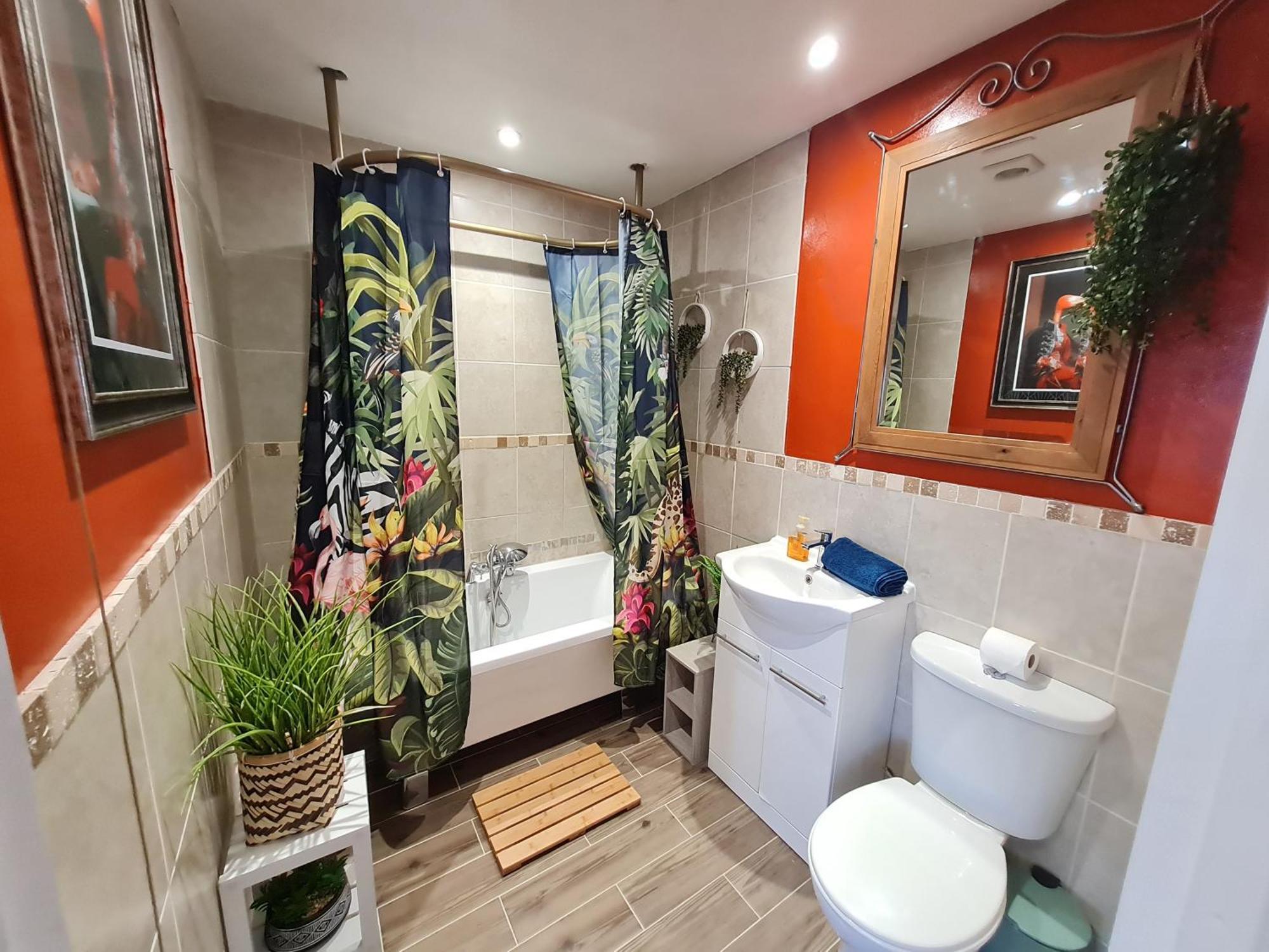 Lemur Lodge - Boutique Apartments - Short Stroll To The Beach Μπόρνμουθ Εξωτερικό φωτογραφία