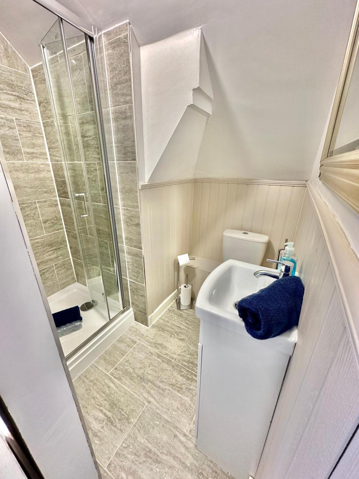 Lemur Lodge - Boutique Apartments - Short Stroll To The Beach Μπόρνμουθ Εξωτερικό φωτογραφία