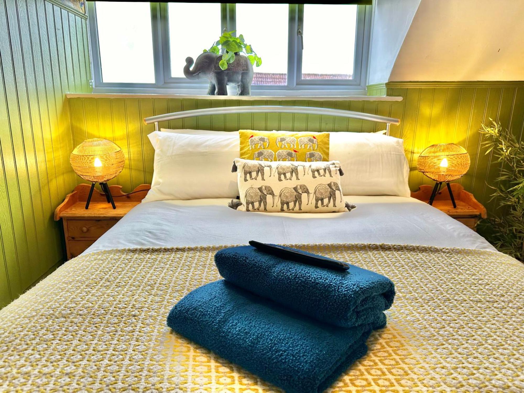 Lemur Lodge - Boutique Apartments - Short Stroll To The Beach Μπόρνμουθ Εξωτερικό φωτογραφία