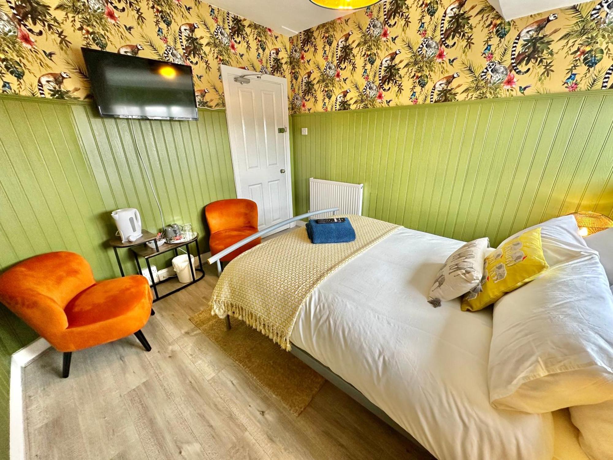 Lemur Lodge - Boutique Apartments - Short Stroll To The Beach Μπόρνμουθ Εξωτερικό φωτογραφία